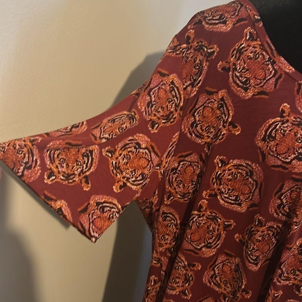 NWT Lularoe Perfect T, XL F - Picture 3 of 9